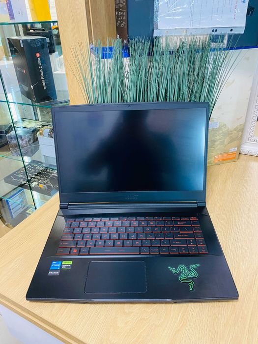 Лаптоп MSI Katana 15, Intel® Core™ i5 11th 11400H, RAM 8GB, 512GB SSD, NVIDIA RTX 3050