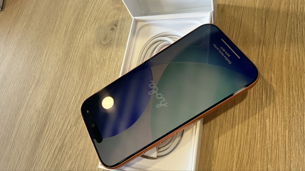 Iphone 17 pro 256gb orange