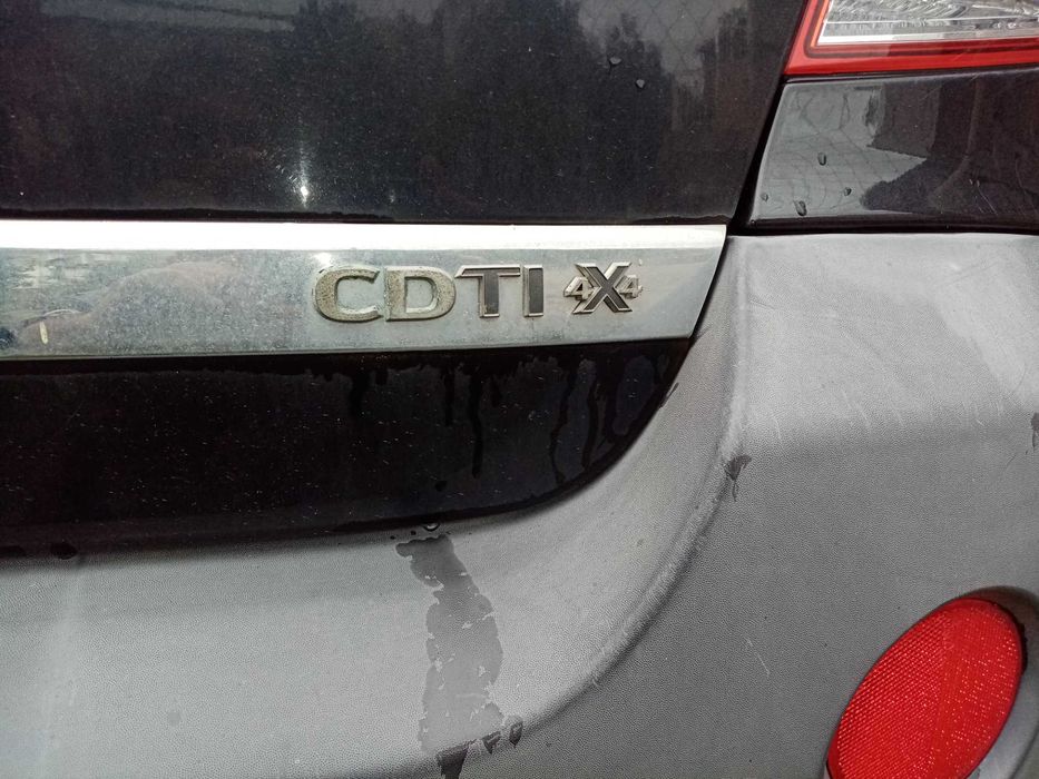 Джип Опел антара