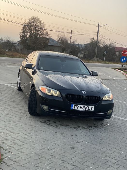 Vand/Schimb cu semiremorca basculabila BMW seria 5 f10 525xDrive 218cp