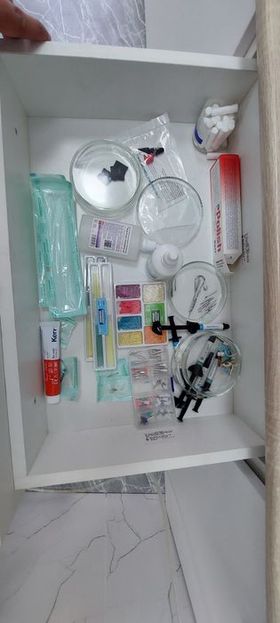 Продам стоматологическую установку.