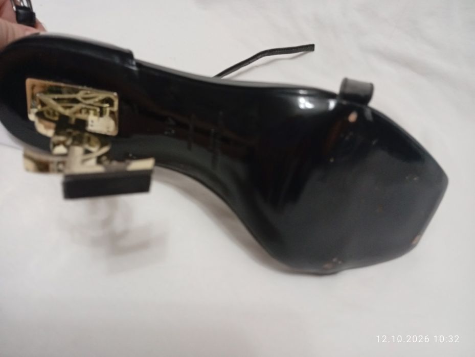Sandale YSL Nr 40