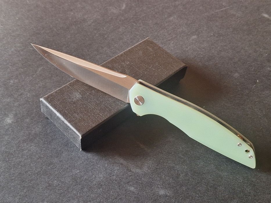 Сгъваем нож-стомана D2