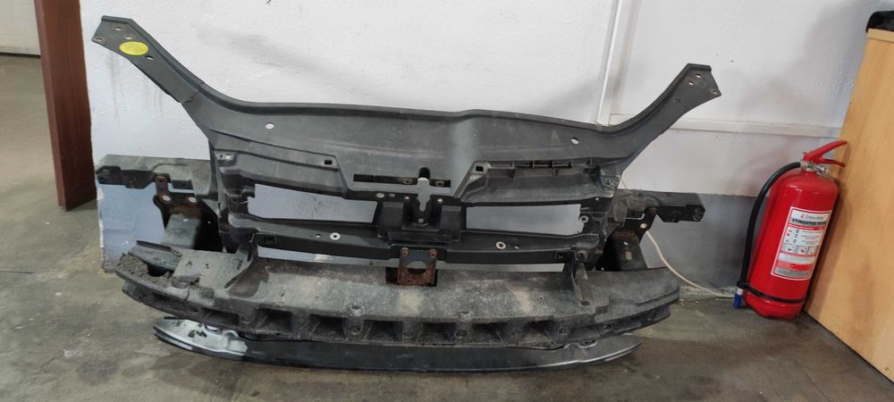 Trager + intaritura fata volkswagen vw golf 5 cu defect 2.0 BKD