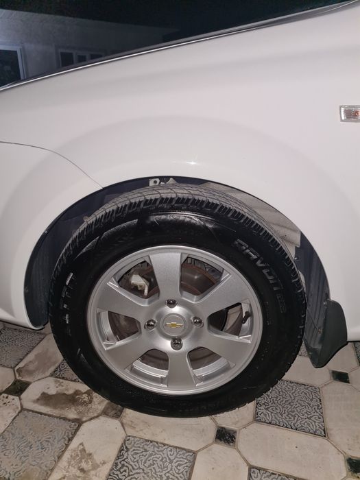 Gentra r15 diska xitoy,  baloni bilan