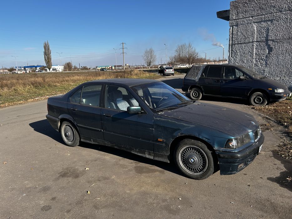 Автомобиль BMW E36 M40 318i