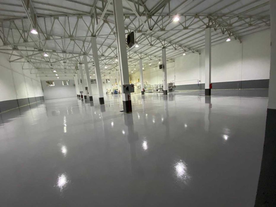 Nalivnoy poliuretan va epoksid pollar. Наливные полимерные полы