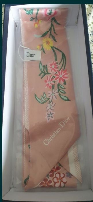 Eșarfă  Christian Dior,  model 2026, 4 modele