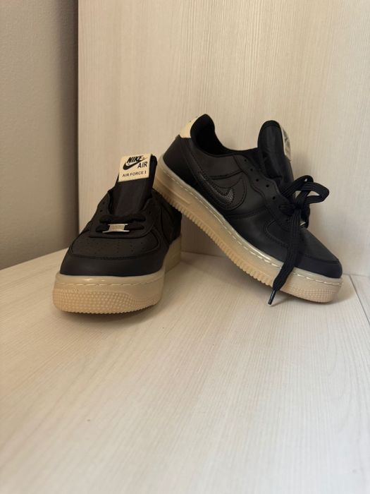 Tenesi bărbătești