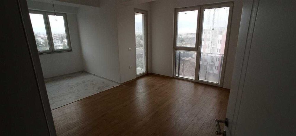 Дава се под наем Тристаен апартамент в Пловдив, Тракия - 87 кв.м за 285.6 € - Снимка #2