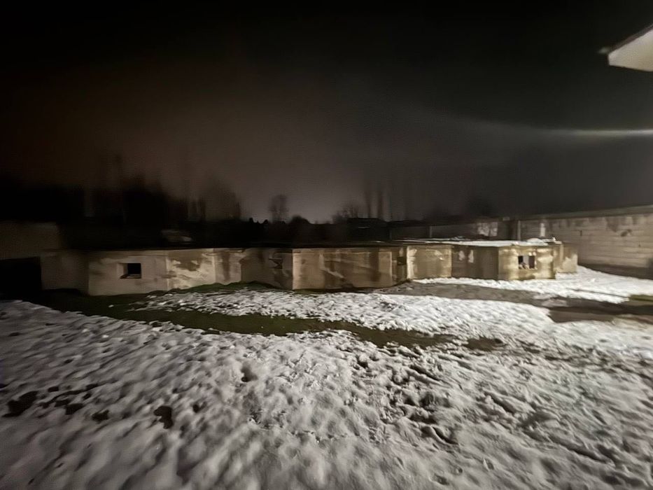 Alimkent 16.5 sotok Hovli va katta yeri bn sotiladi