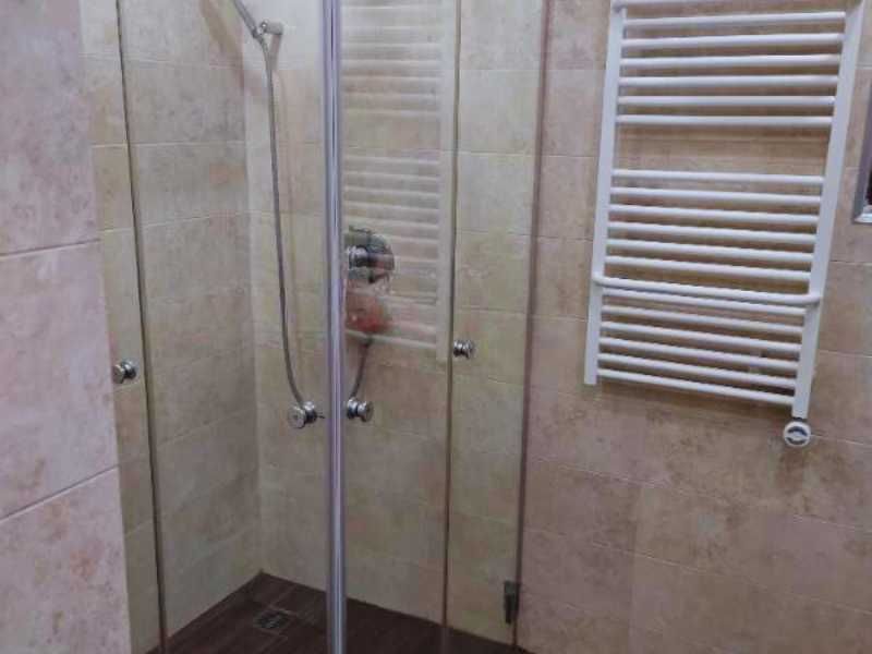 Дава се под наем Двустаен апартамент в София, Триъгълника - 75 кв.м за 510 € - Снимка #2