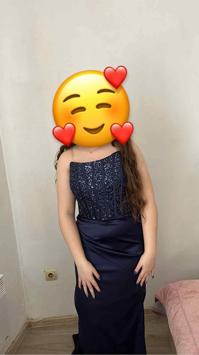 Продавам бална рокля