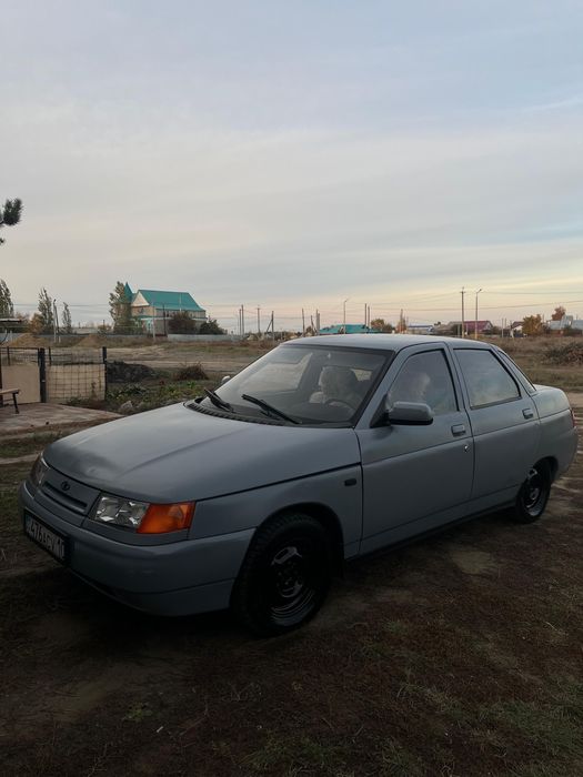 Продам машину ваз 2110