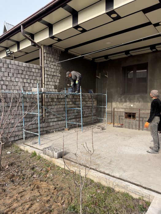 Шлакаблок териш ва уй куриш хизмати