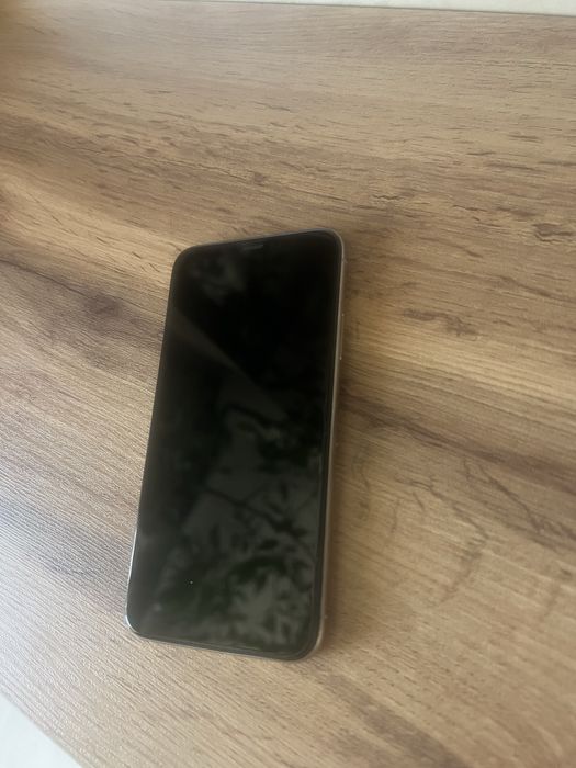 Телефон Iphone 10 белый 256Гб б/у