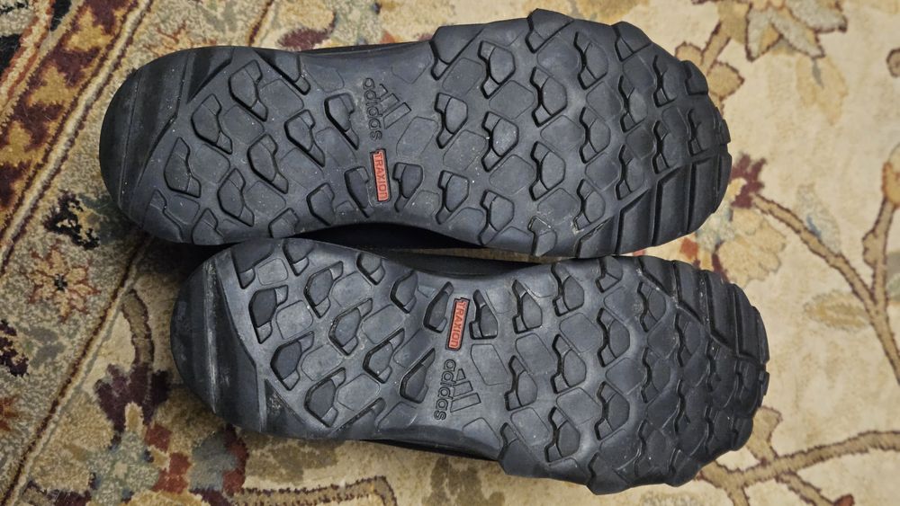 Ghete Adidas Terrex Snow marime 38