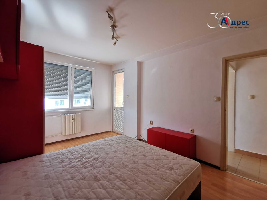 Eдностаен апартамент, Център, 47 кв.м., ет. 4/6, обзаведен, ТЕЦ