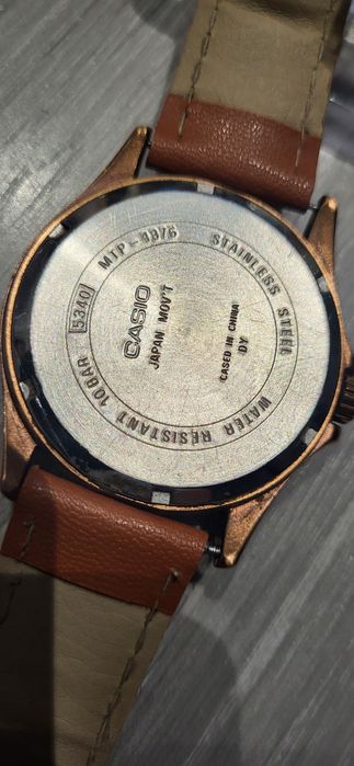 Ръчен часовник Casio