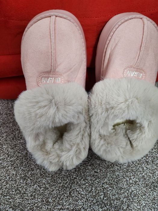 Ghete imblanite marimea 36-37 cm 22 interior