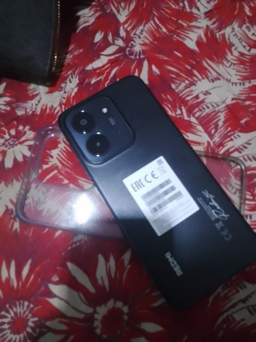 redmi 15C 256гб.