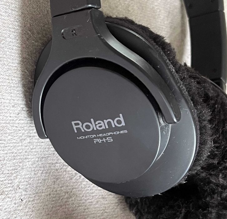 Casti Roland RH 5 monitor, functionare perfecta, stare buna cablu lung