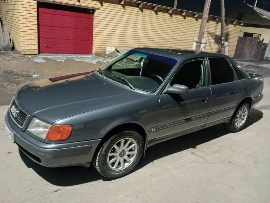 Продам Audi 100 c4