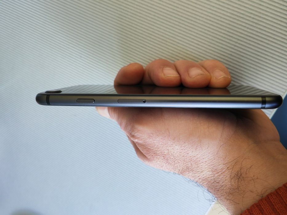 IPhone 8,64GB,100% батерия,OS 16.7.15