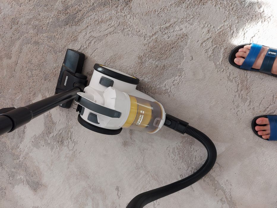 Продаётся пылесос Karcher