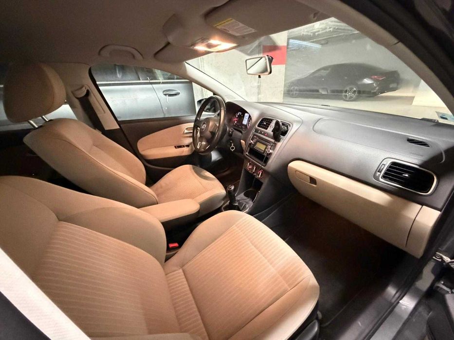 Volkswagen Polo 1.4 benzina 86 CP, 81.527 km, unic proprietar, garaj