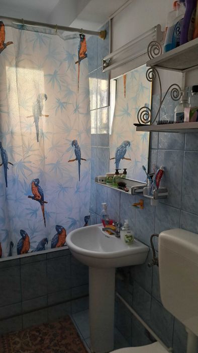 Vand apartament 2 camere Sinaia zona Malul Spitalului