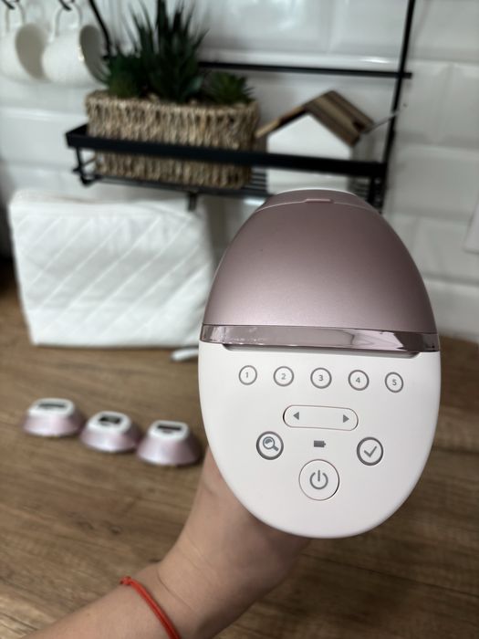 фотоепилатор PHILIPS LUMEA BRI958/00