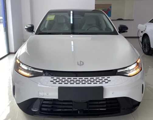 Leapmotor C01 216KM Smart Gibrid Restayling Dop opsiya 2025+RUSFIKATSA