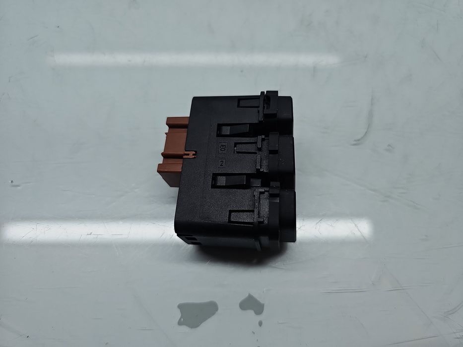 Buton dezaburire luneta Volkswagen UP [Fabr 2011-2019] 1S0927137E