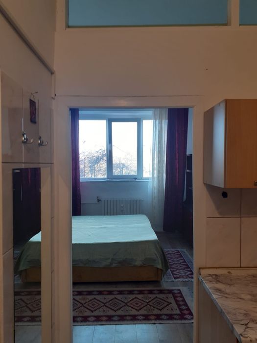 Închiriez garsoniera Abator