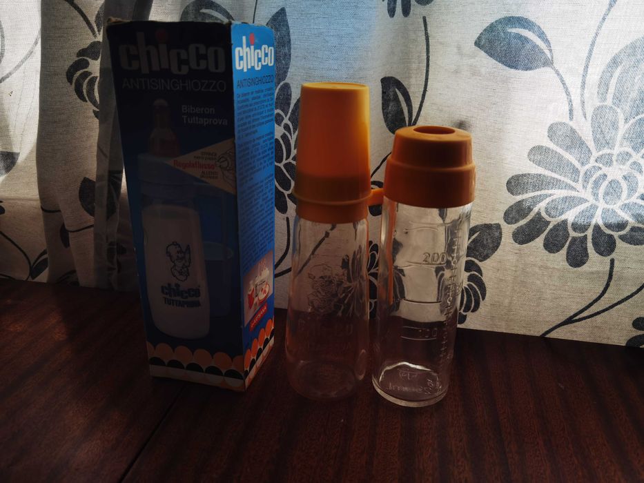 Ретро Бебешки шишета Chicco  Пластмасово и Стъклено