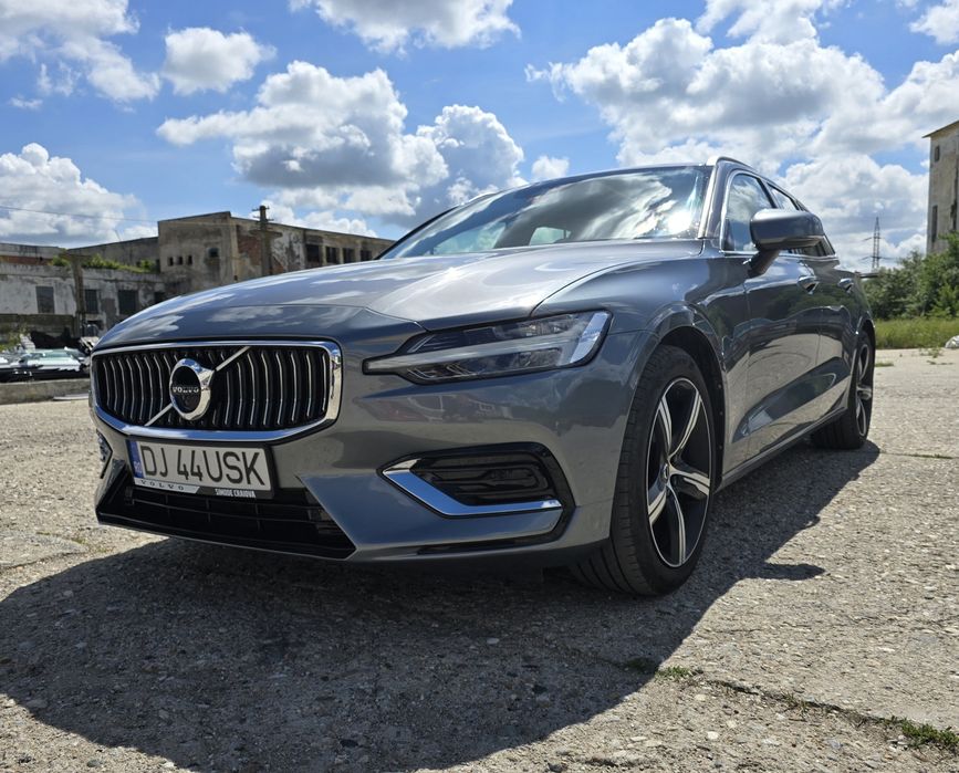 Volvo V60 D3, automat, an .2020