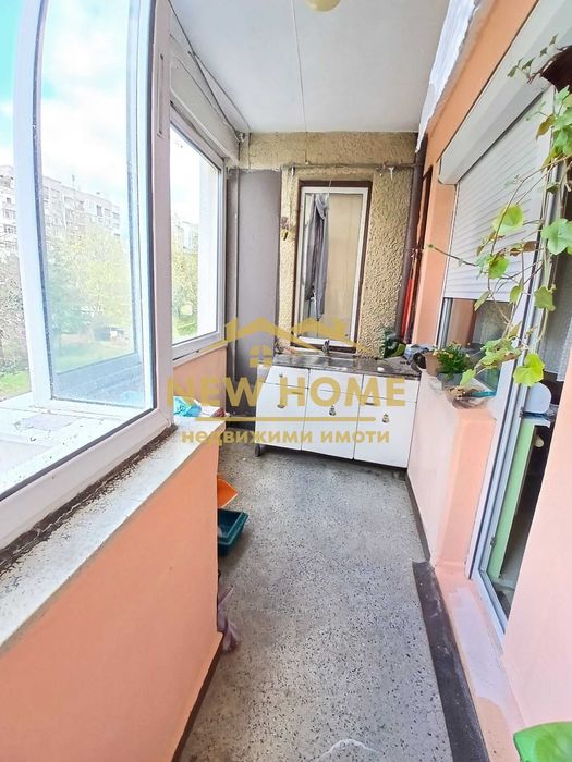 Продава се Тристаен апартамент в Добрич, Автогара - 85 кв.м за 870 €/кв.м - Снимка #3