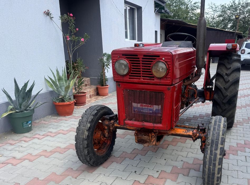 Tractor 445 fabricație 1993