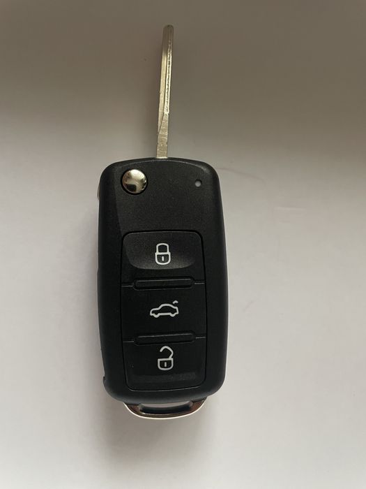Carcasa cheie auto vw skoda cu3 butoane led sus