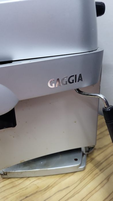 Vând aparat de cafea boabe