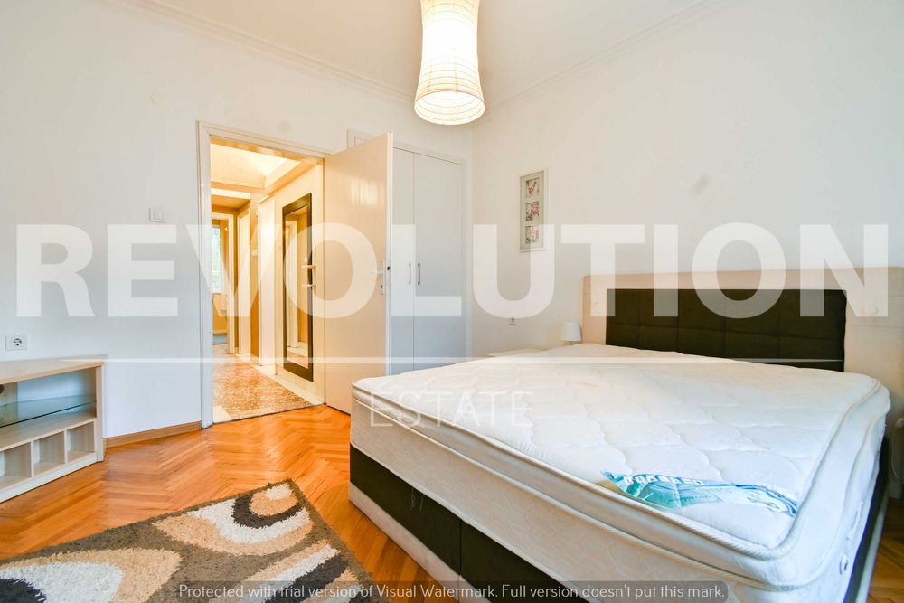 Дава се под наем Тристаен апартамент в София, Център - 86 кв.м за 800 € - Снимка #9