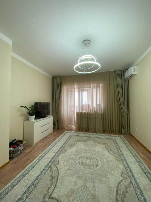 Продам 1комн кв в самом центре Батыс