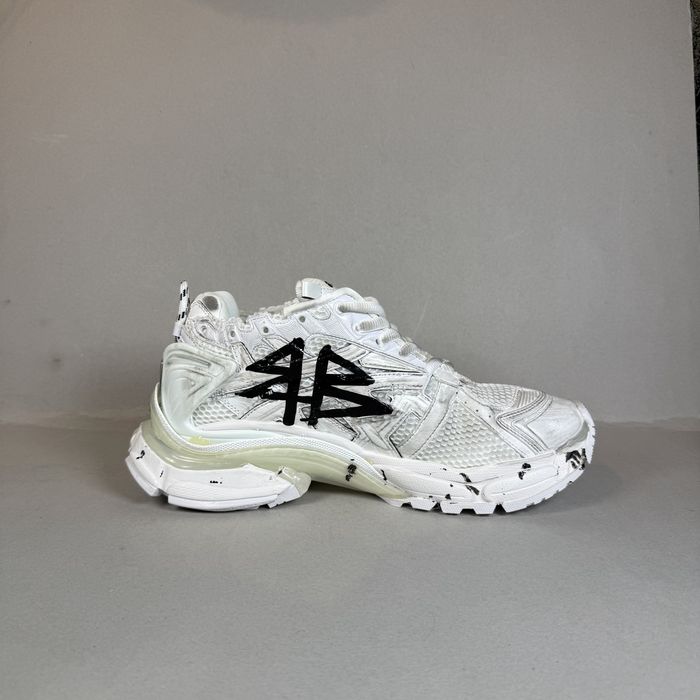 Balenciaga Runner "White Black Logo"! НОВИ!
