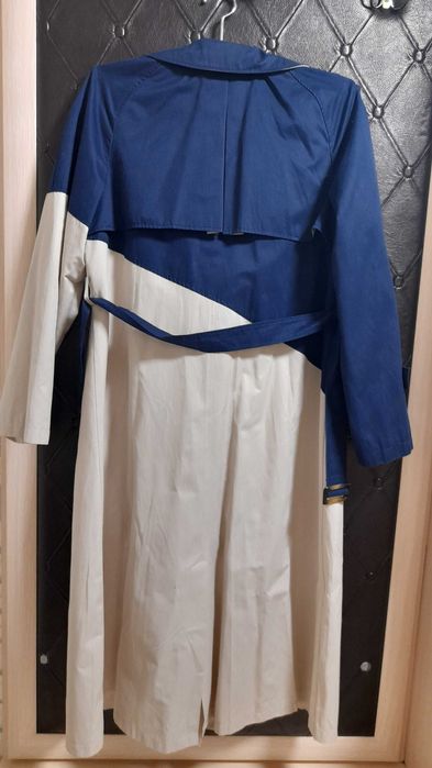 Плащ женский новый