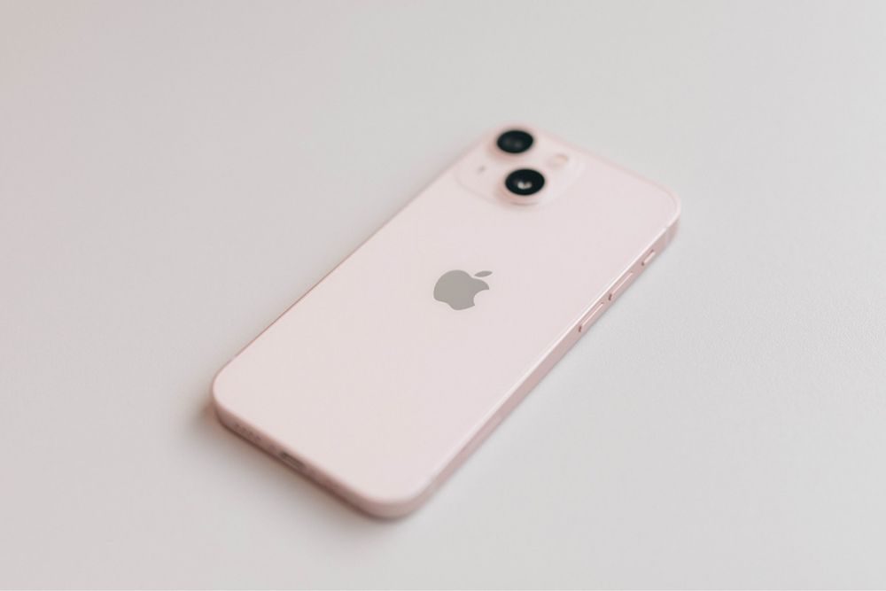 Iphone 13 розовый цвет