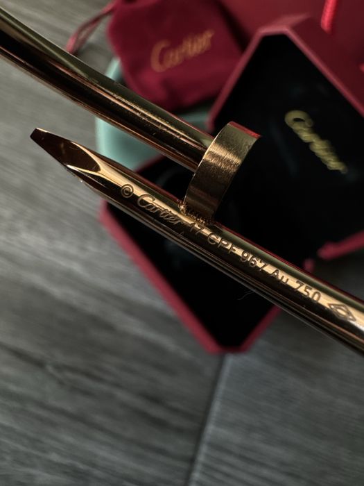 Cartier bracelet 18k classic model