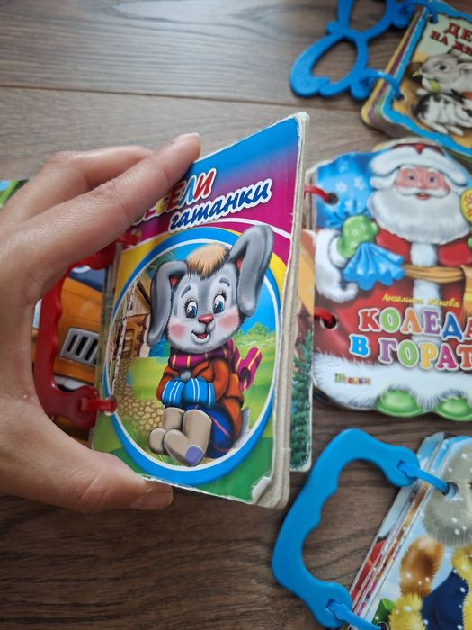 Детски книжки, Сортери, Телефон Fisher price, Музикален барабан