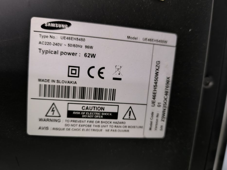 Телевизор Samsung UE46EH5450 - 46 инча смарт тв.