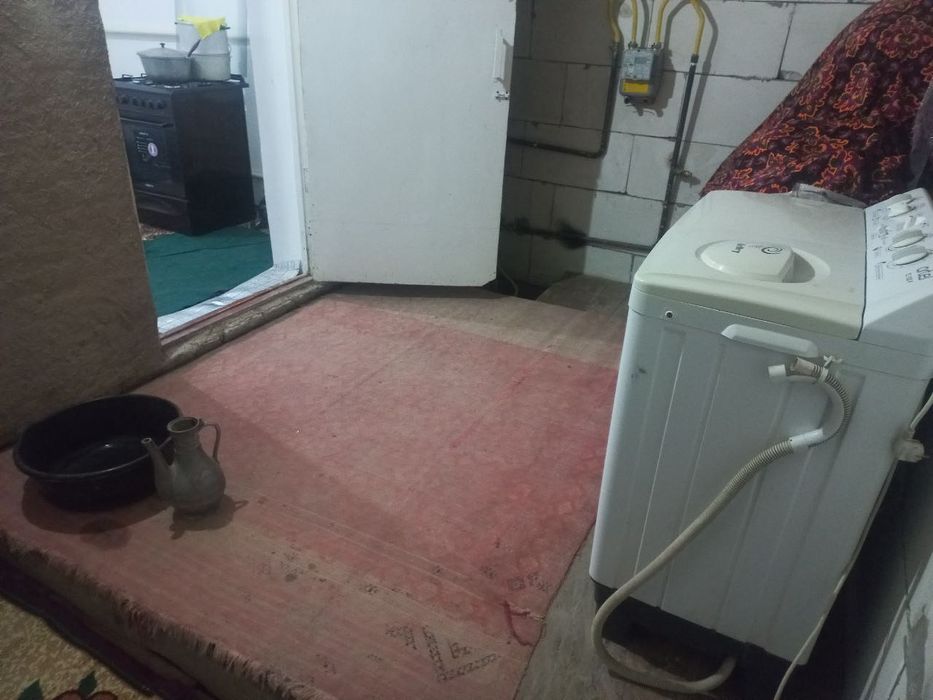 Срочно, келисимли бахада 10 сотых жер майданы хам времянка сатылады.